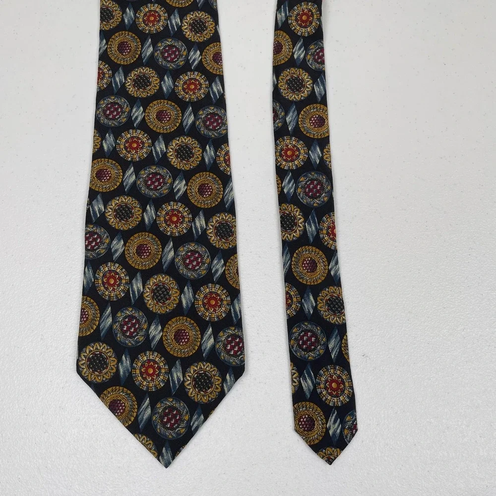 Vtg Metropolitan Museum of Art Silk Necktie Stained‎ Glass Mosaic MOMA Novelty
